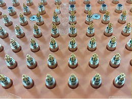 哪些因素會影響自動整列機的整列效率和精度？