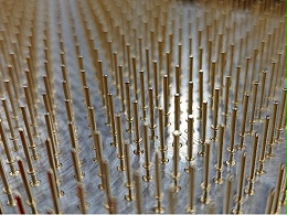 PIN針\探針擺盤太耗時？唯思特整列機解決生產擺盤難題！