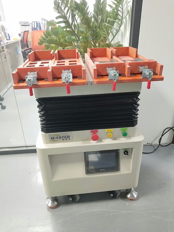 芯片自動擺盤機實拍