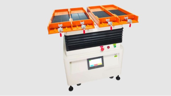 芯片自動擺盤機在半導體行業的關鍵作用