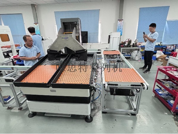 破解鑰匙扣量產(chǎn) 3 大痛點(diǎn)！唯思特整列機(jī)以自動(dòng)化整列核心設(shè)備賦能降本 60%+ 提效 40%